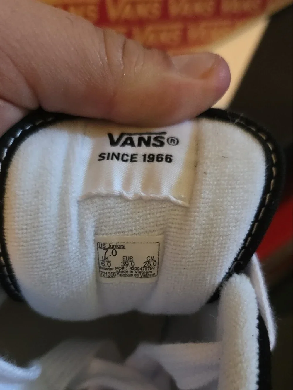 Vans Knu Skool Black & White Checkerboard - Picture 2 of 6